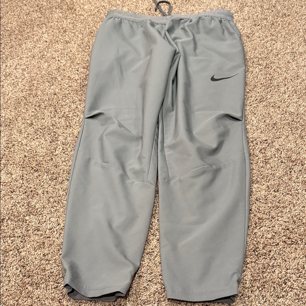 Nike Men’s Large Jogger Pants